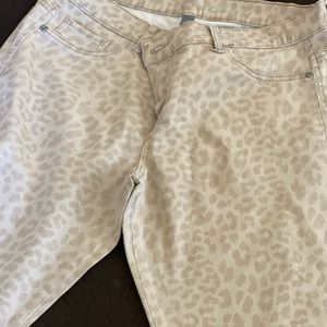 Beige Leopard New York and Company Ankle Leggings